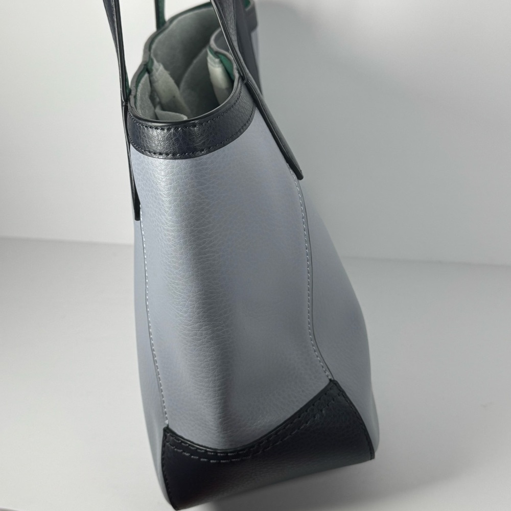 Coach Tote Bag 27in - Picture 13 of 16